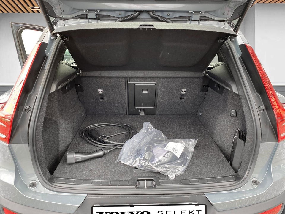 Volvo XC40 P8 ReCharge Twin Pro 5d