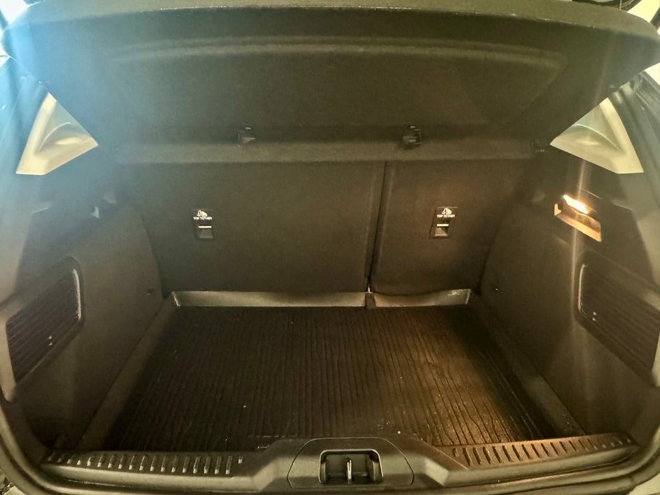 Ford Focus 1,0 EcoBoost mHEV Titanium 5d