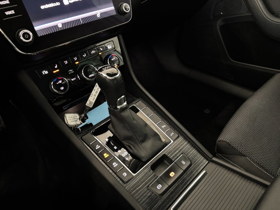 Skoda Superb 1,4 TSi iV Combi DSG 5d