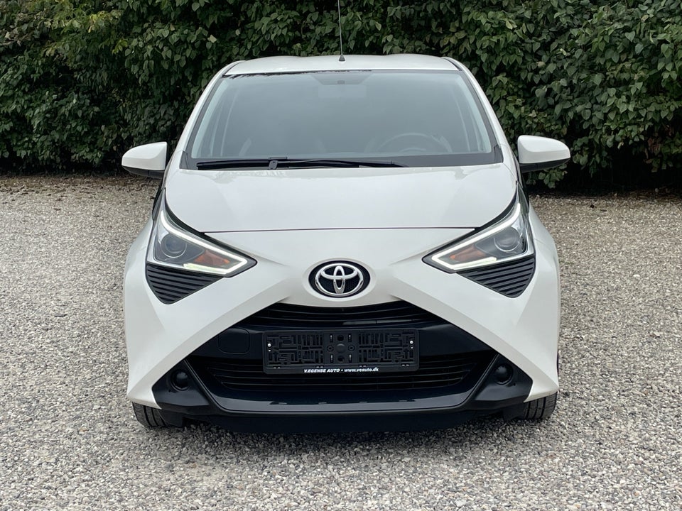 Toyota Aygo 1,0 VVT-i x-pression 5d