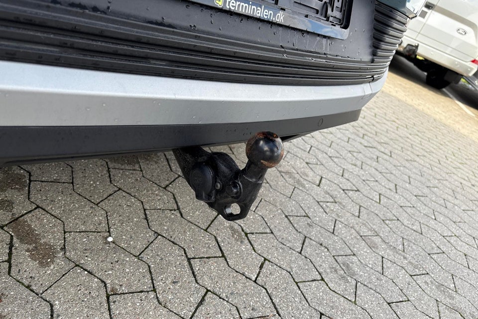 Ford Explorer 77 Premium Extended Range 5d