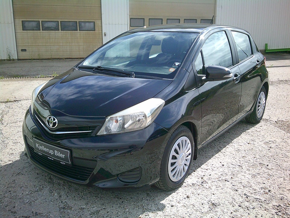 Toyota Yaris 1,4 D-4D T2 5d