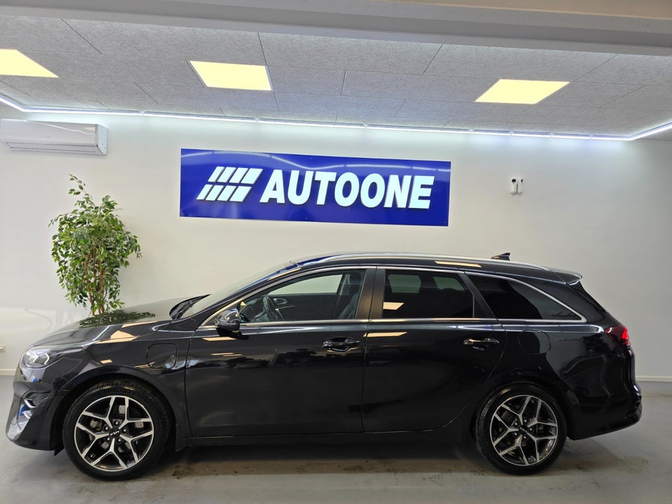 Kia Ceed 1,6 PHEV Upgrade SW DCT 5d