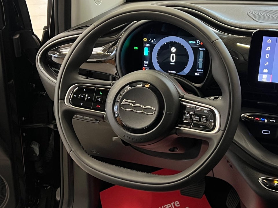 Fiat 500e 42 Icon 3d