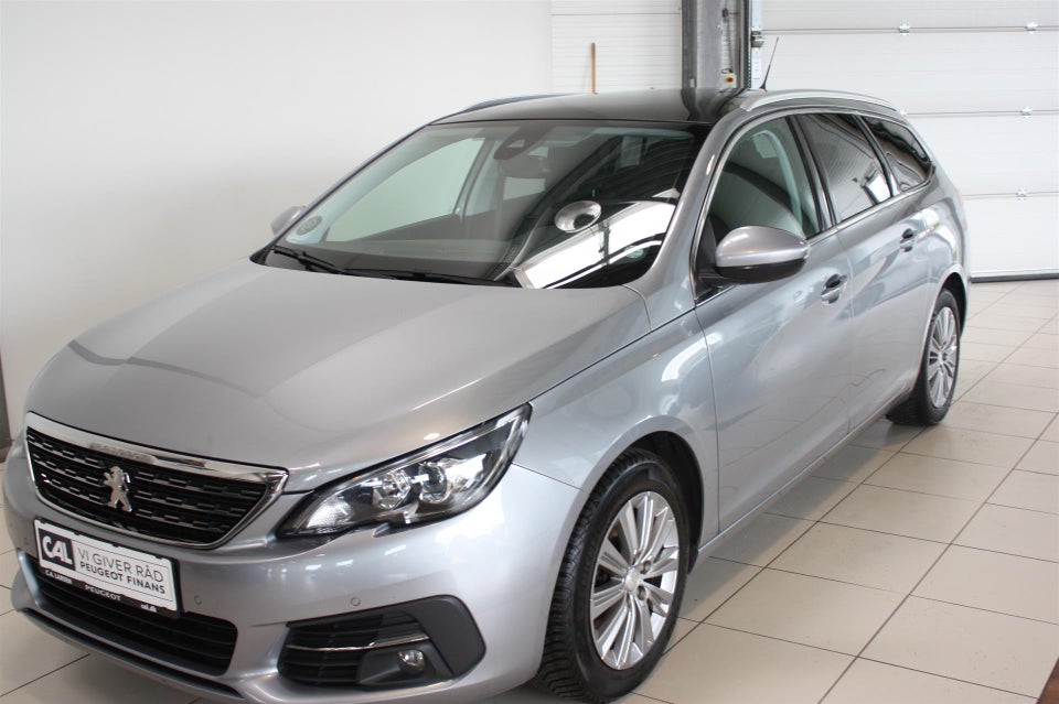 Peugeot 308 1,6 BlueHDi 120 Allure Sky SW 5d