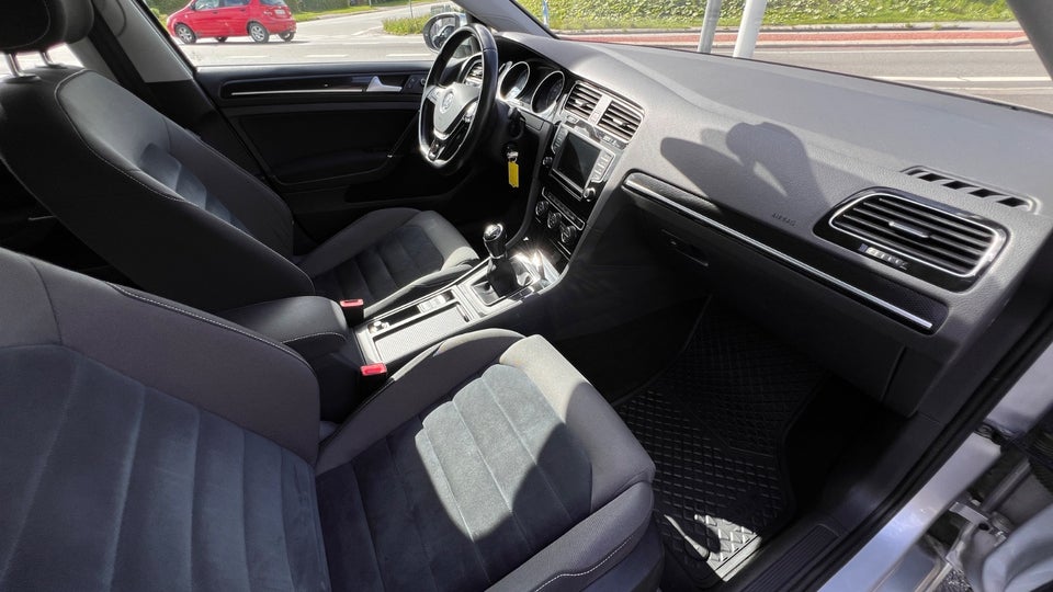 VW Golf VII 1,4 TSi 150 Highline BMT 5d