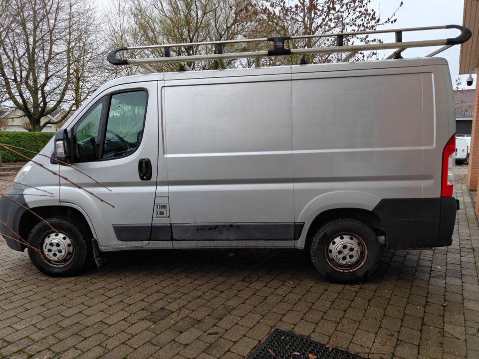 Peugeot Boxer 330 2,2 HDi 110 Kassevogn L1H1