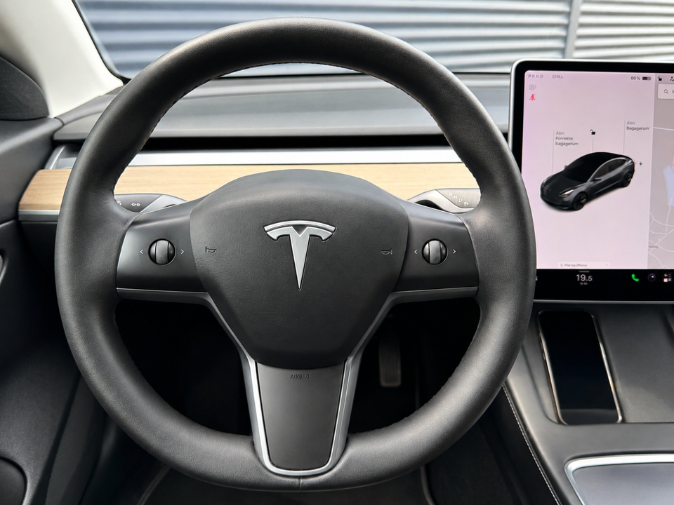 Tesla Model 3 Standard Range+ RWD 4d