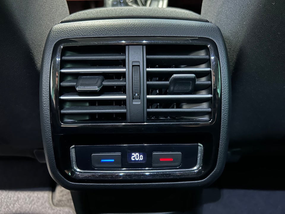 VW Passat 2,0 TDi 150 Comfortline Premium Variant DSG 5d