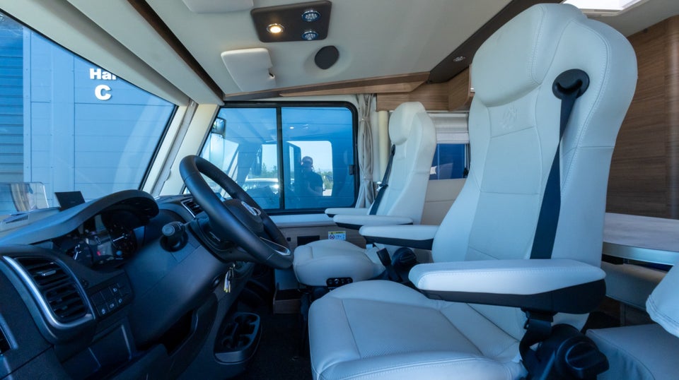 Fiat Knaus 2,2 Live I 700 MEG aut. 3d