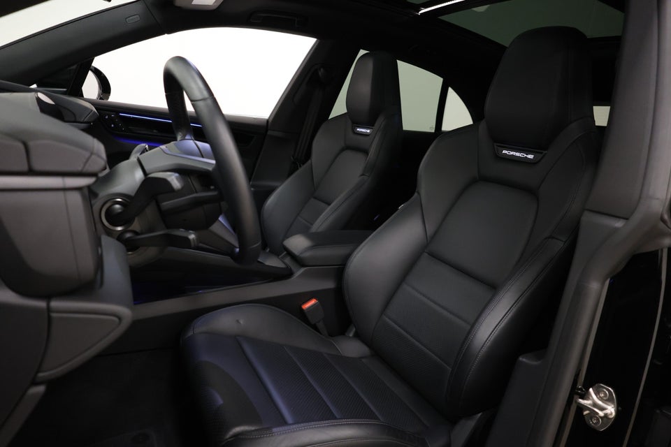 Porsche Macan 4 5d