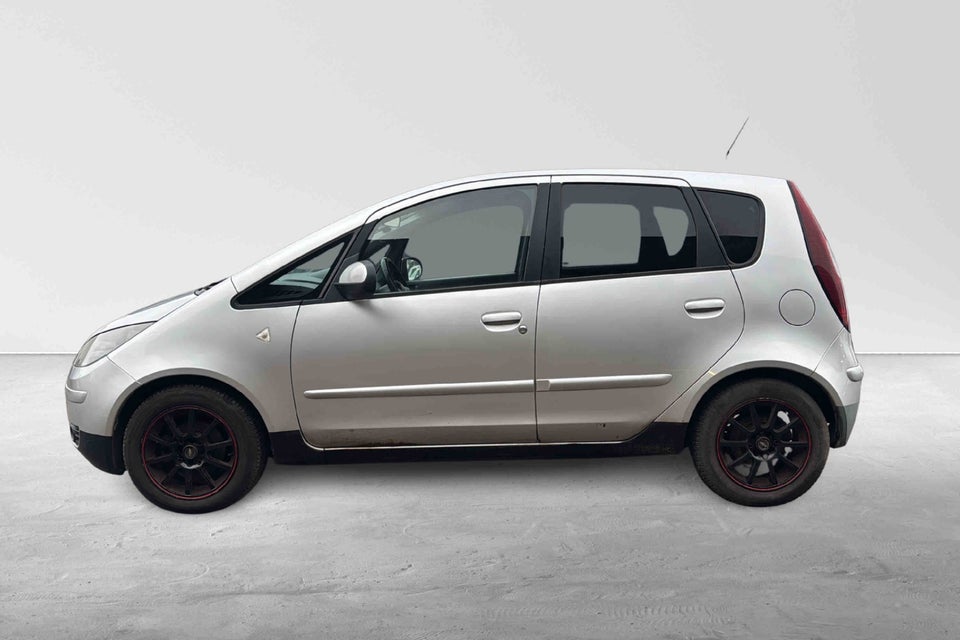 Mitsubishi Colt 1,3 Invite Coolpack aut. 5d