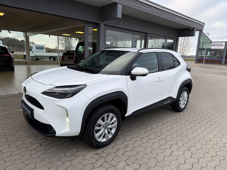 Toyota Yaris Cross 1,5 Hybrid Active e-CVT Van 5d