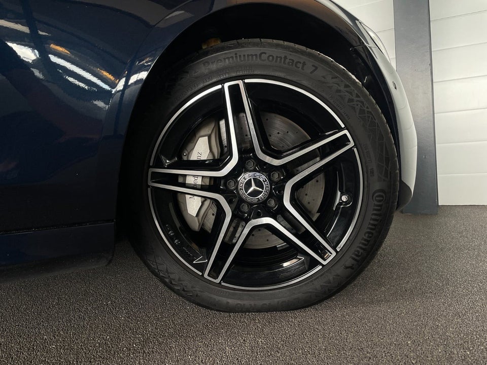 Mercedes E300 e 2,0 AMG Line stc. aut. 5d