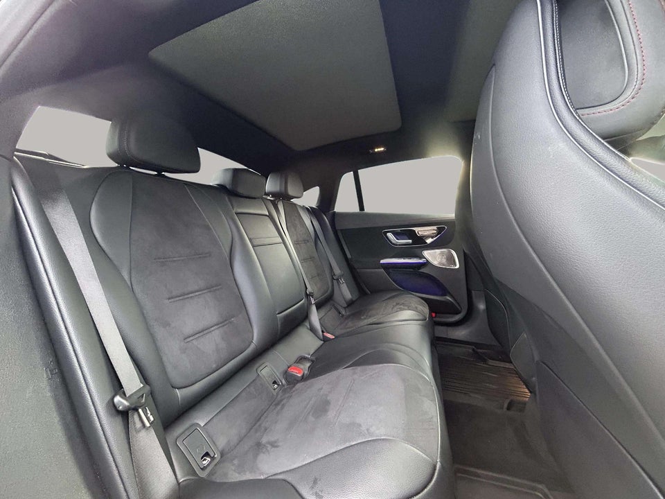 Mercedes EQE350 AMG Line 4Matic 4d