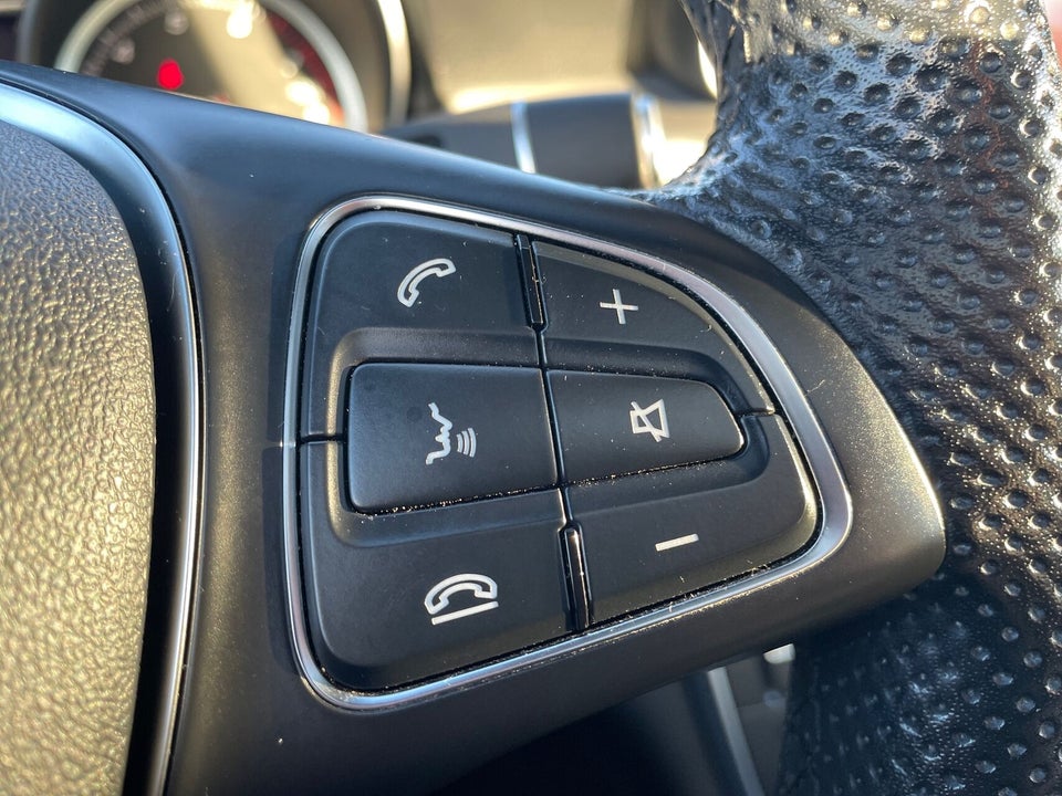 Mercedes CLA200 1,6 Coupé aut. 4d