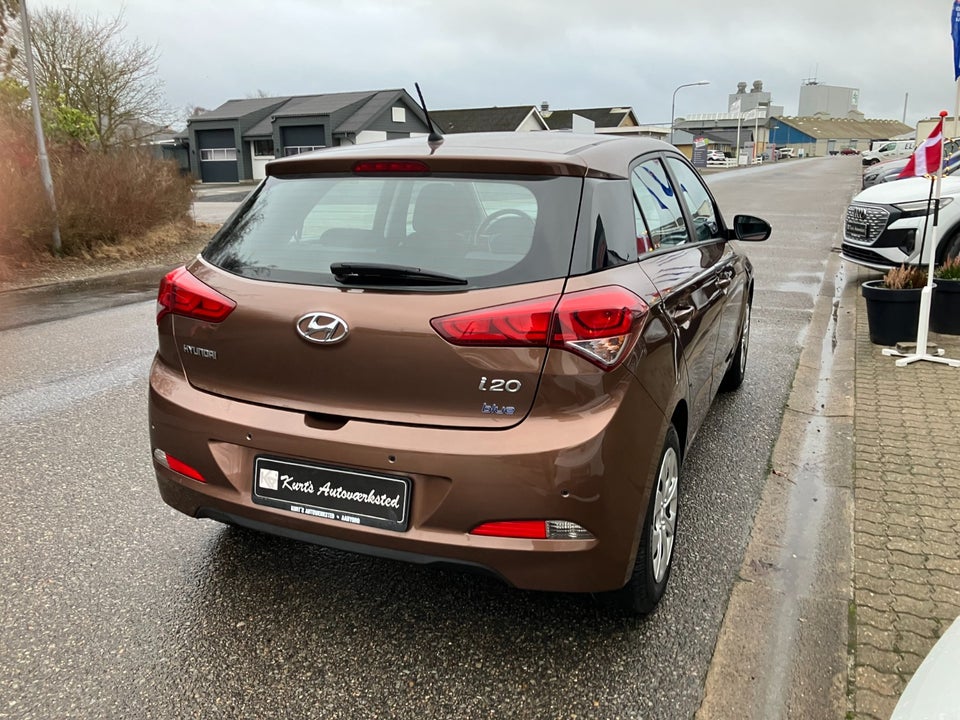 Hyundai i20 1,25 Trend 5d