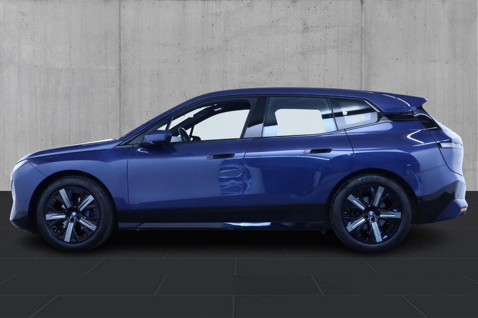 BMW iX xDrive40 5d