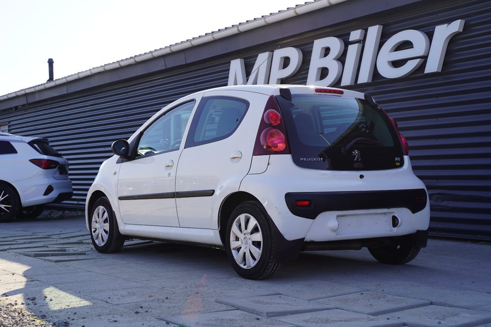 Peugeot 107 1,0 Active 5d