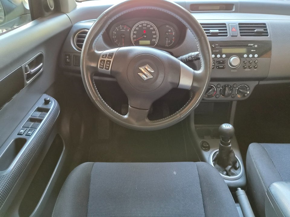 Suzuki Swift 1,3 GL-A 5d