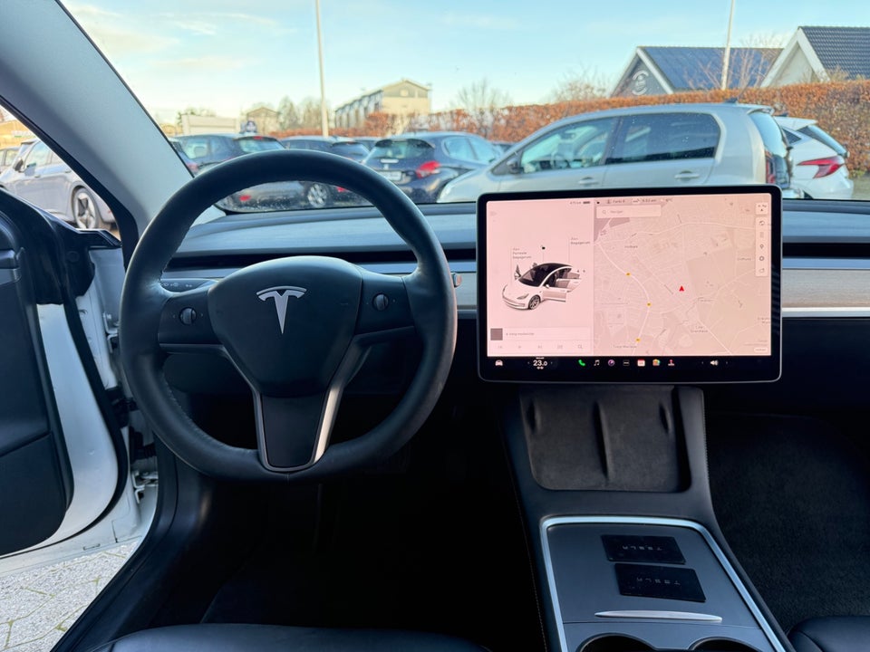 Tesla Model 3 Long Range AWD 4d