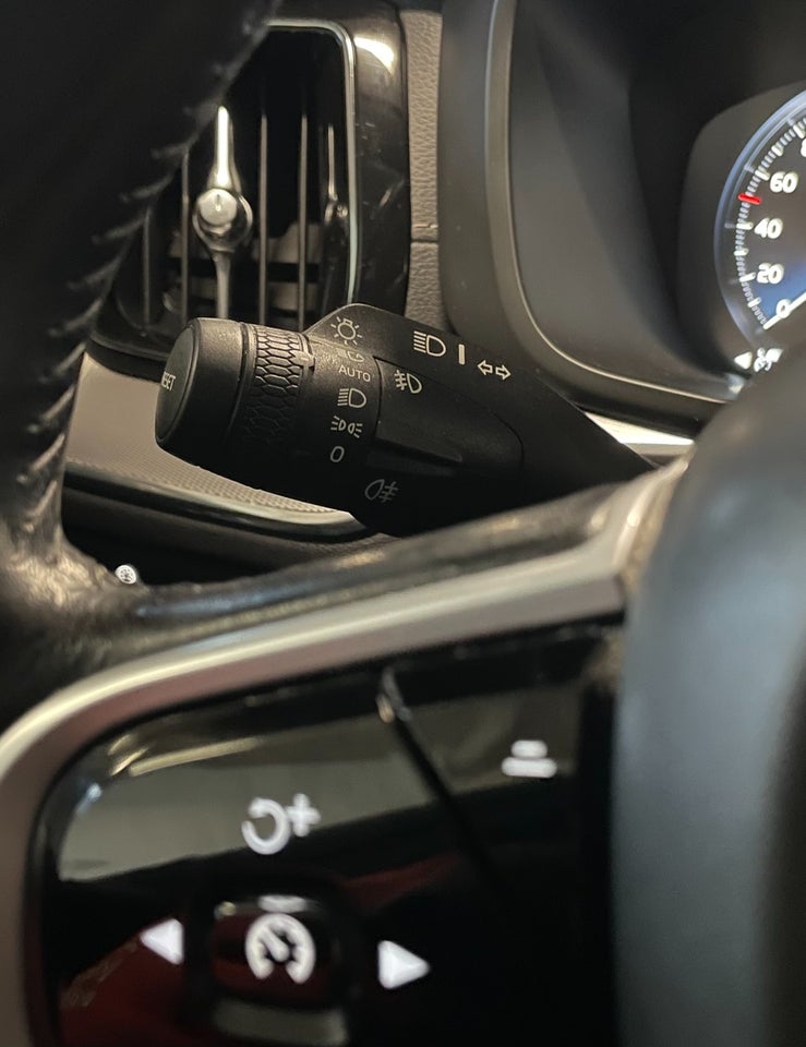 Volvo XC60 2,0 D4 190 Inscription aut. Van 5d