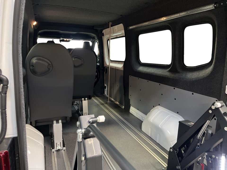 Renault Master V T35 87 E-Tech L3H2 Combi