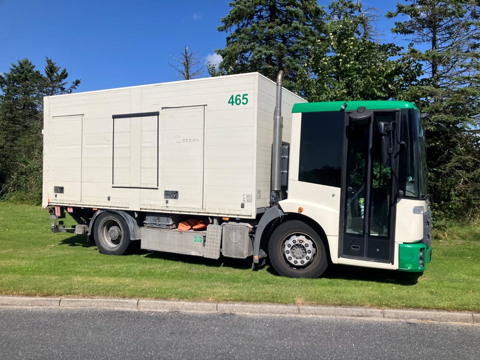 Mercedes Econic 1830 7,7