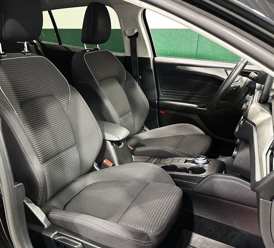 Ford Focus 1,0 EcoBoost Titanium stc. aut. 5d