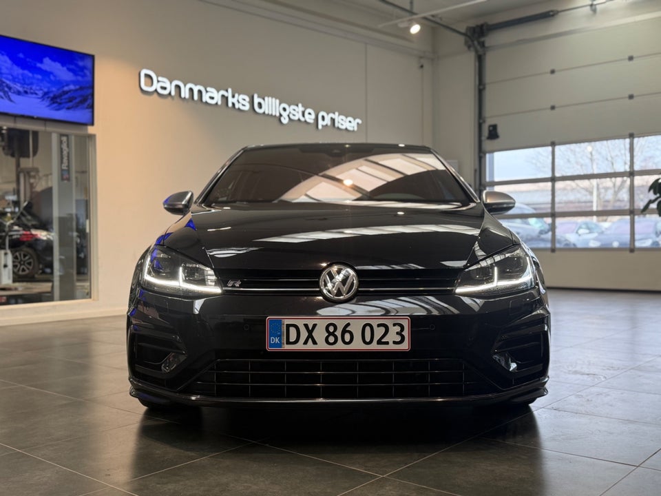 VW Golf VII 2,0 R DSG 4Motion 5d