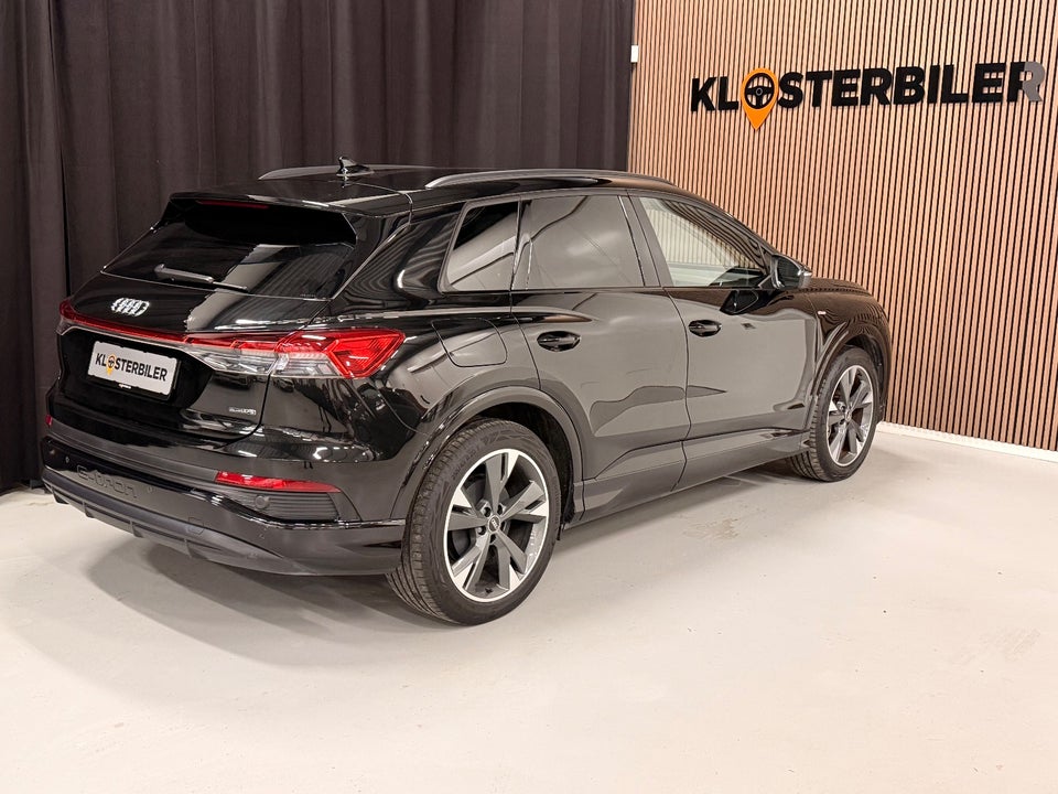 Audi Q4 e-tron 50 S-line quattro 5d