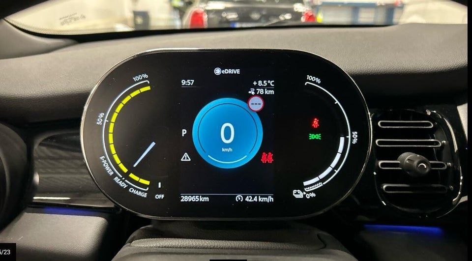 MINI Cooper SE Classic Trim 3d