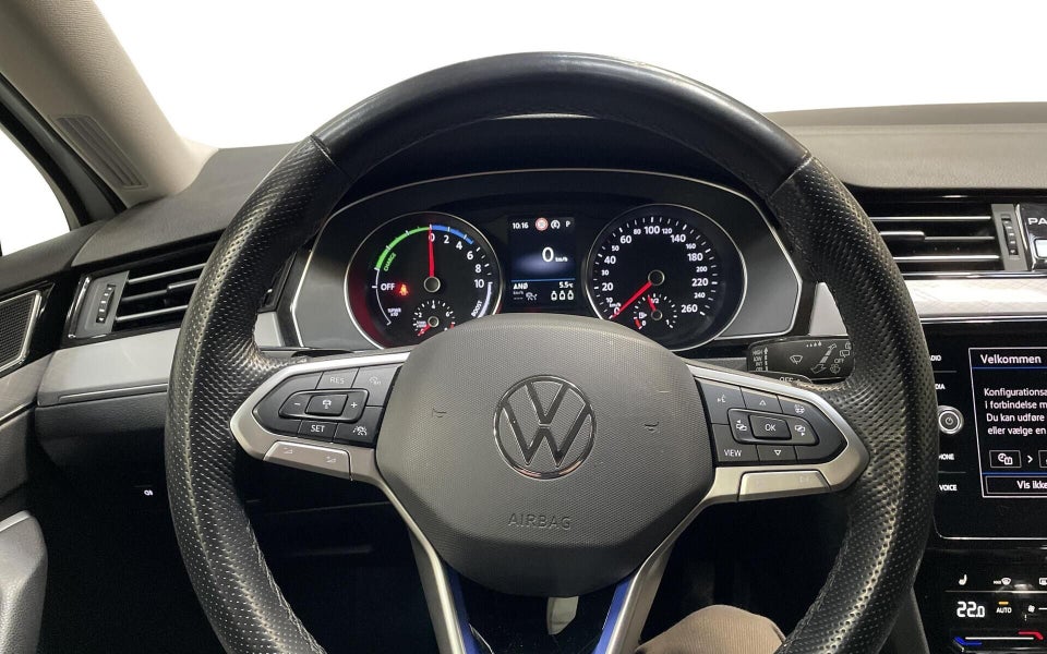 VW Passat 1,4 GTE High Variant DSG 5d