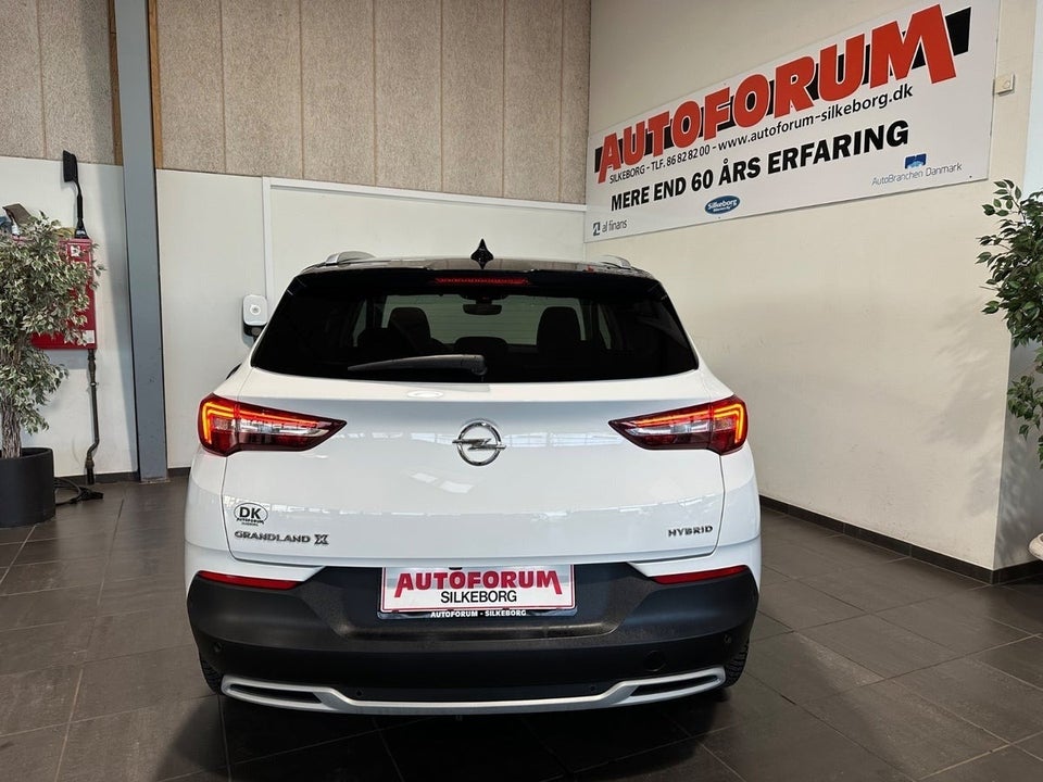 Opel Grandland X 1,6 Hybrid Ultimate aut. 5d