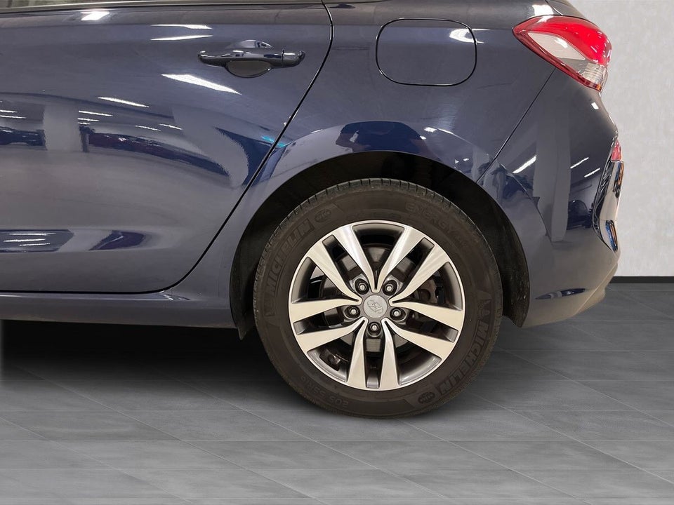 Hyundai i30 1,4 T-GDi Trend DCT 5d