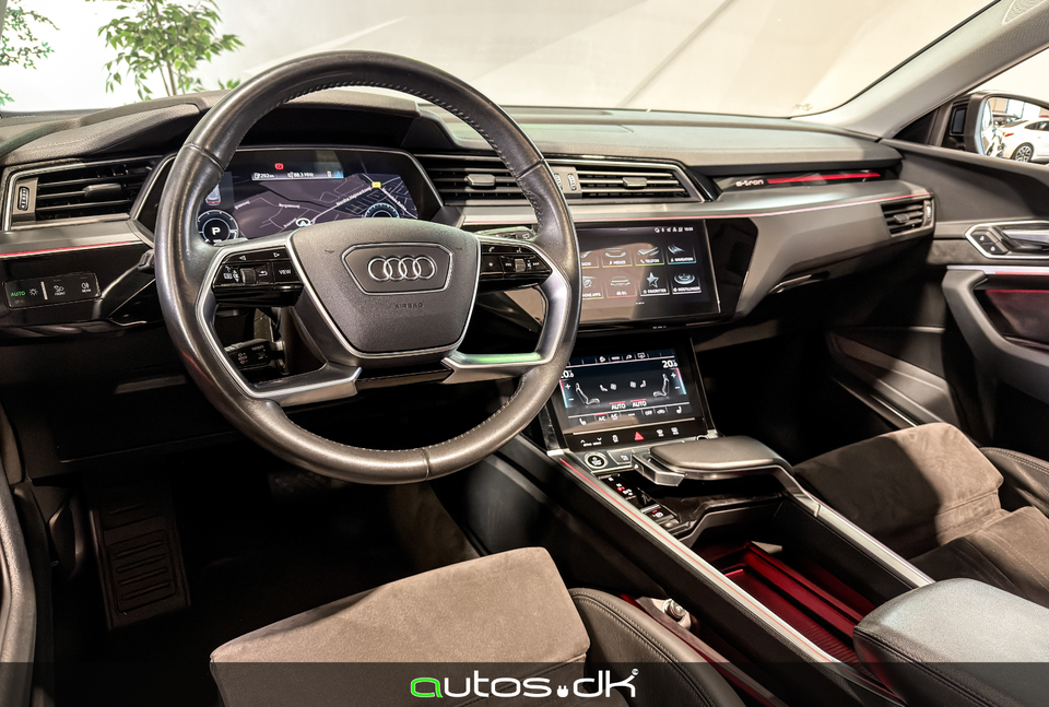 Audi e-tron 55 quattro 5d