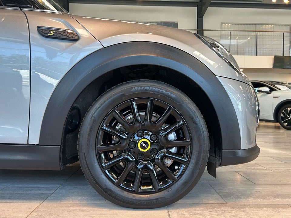MINI Cooper SE Edition Premium 3d
