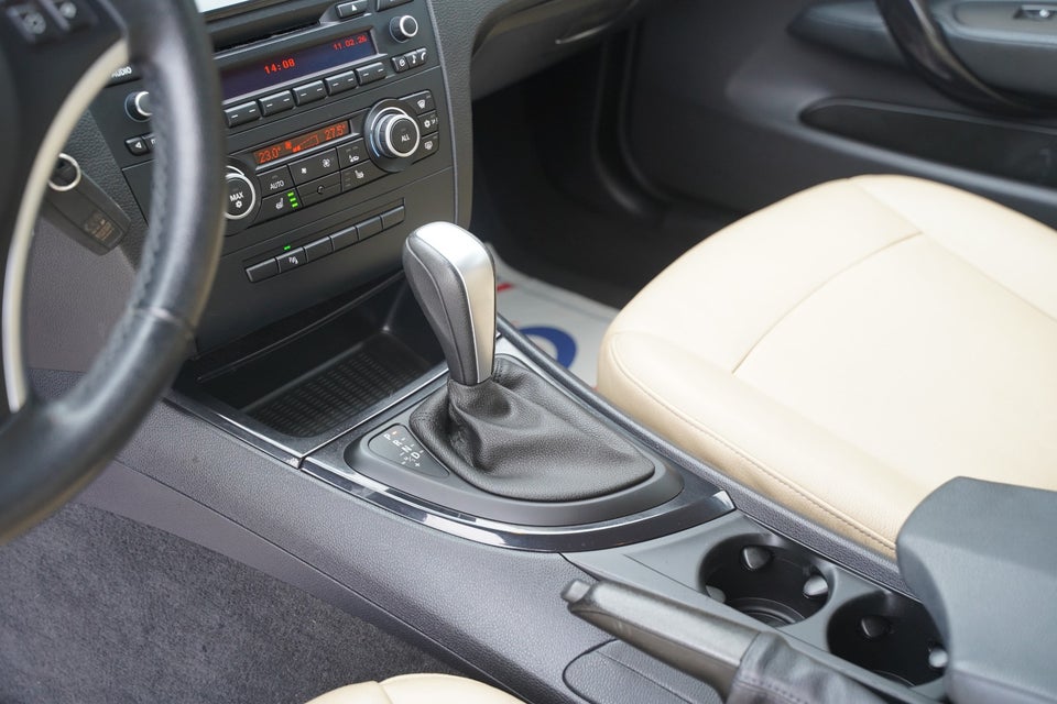 BMW 118i 2,0 aut. 3d