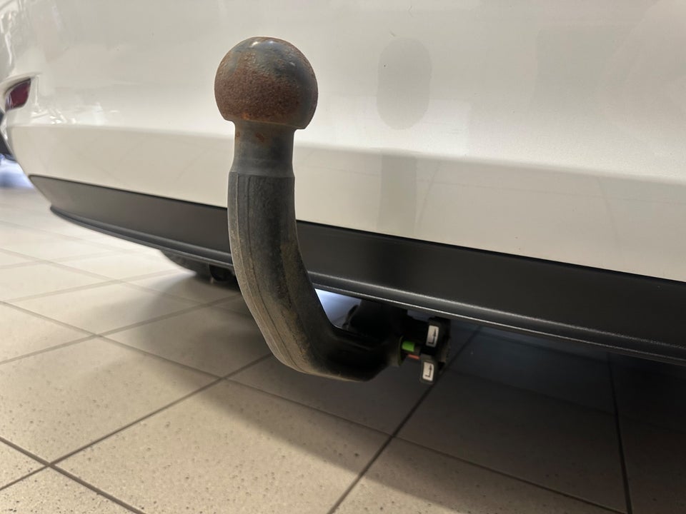 Tesla Model 3 RWD 4d