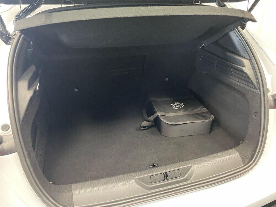 Peugeot e-308 54 GT 5d
