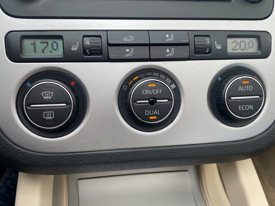 VW Eos 2,0 FSi 2d