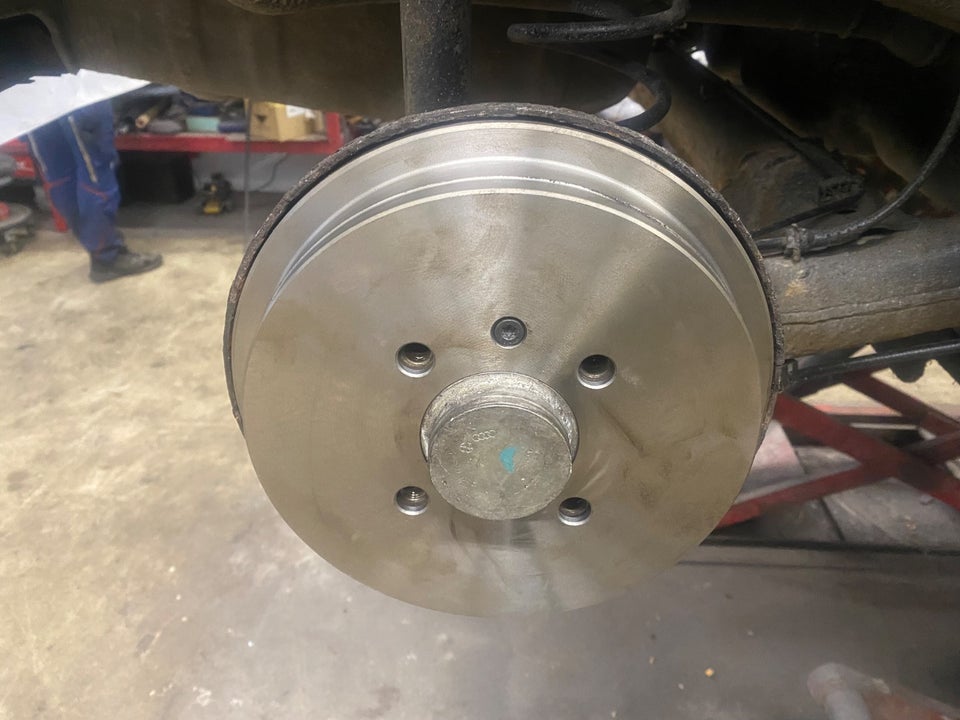 VW Up! 1,0 75 Move Up! ASG 5d