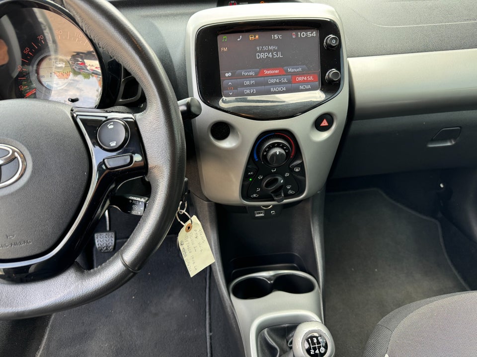 Toyota Aygo 1,0 VVT-i x-touch 5d