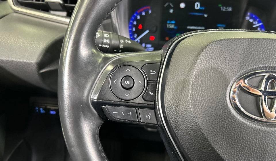 Toyota Corolla 1,8 Hybrid H3 Smart Touring Sports MDS 5d