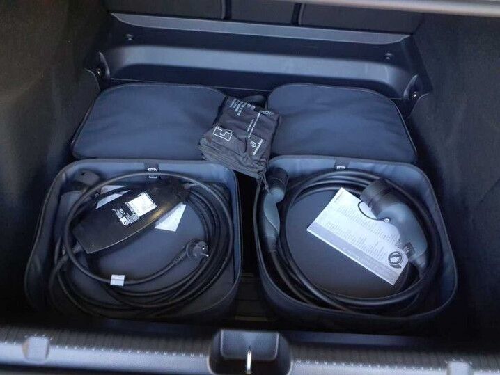 Mercedes EQE300 AMG Line 4d