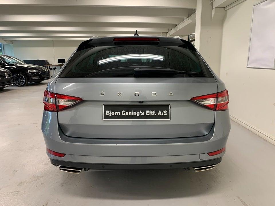 Skoda Superb 2,0 TSi 272 Style Combi DSG 4x4 5d