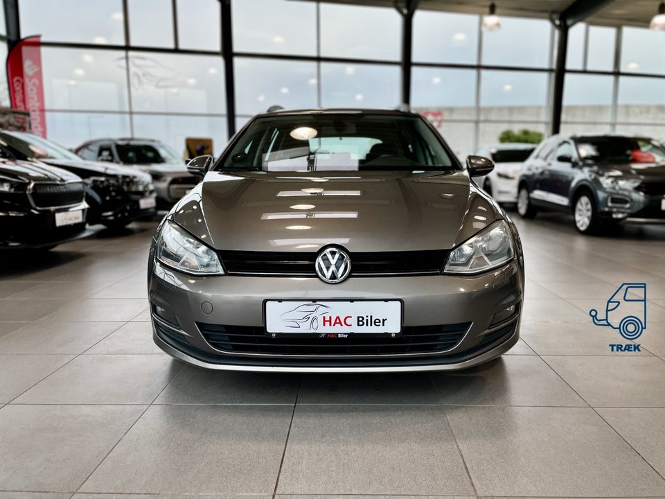 VW Golf VII 1,6 TDi 105 Comfortline Variant 4Motion BMT 5d