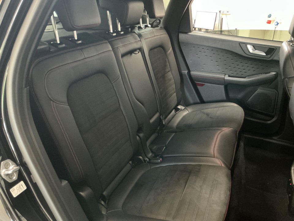 Ford Kuga 2,5 PHEV ST-Line X CVT 5d