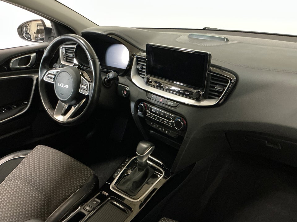 Kia Ceed 1,6 PHEV Upgrade SW DCT 5d