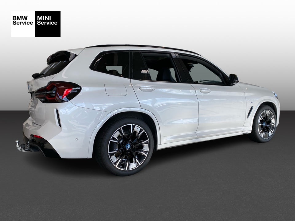 BMW iX3 Charged Plus M-Sport 5d